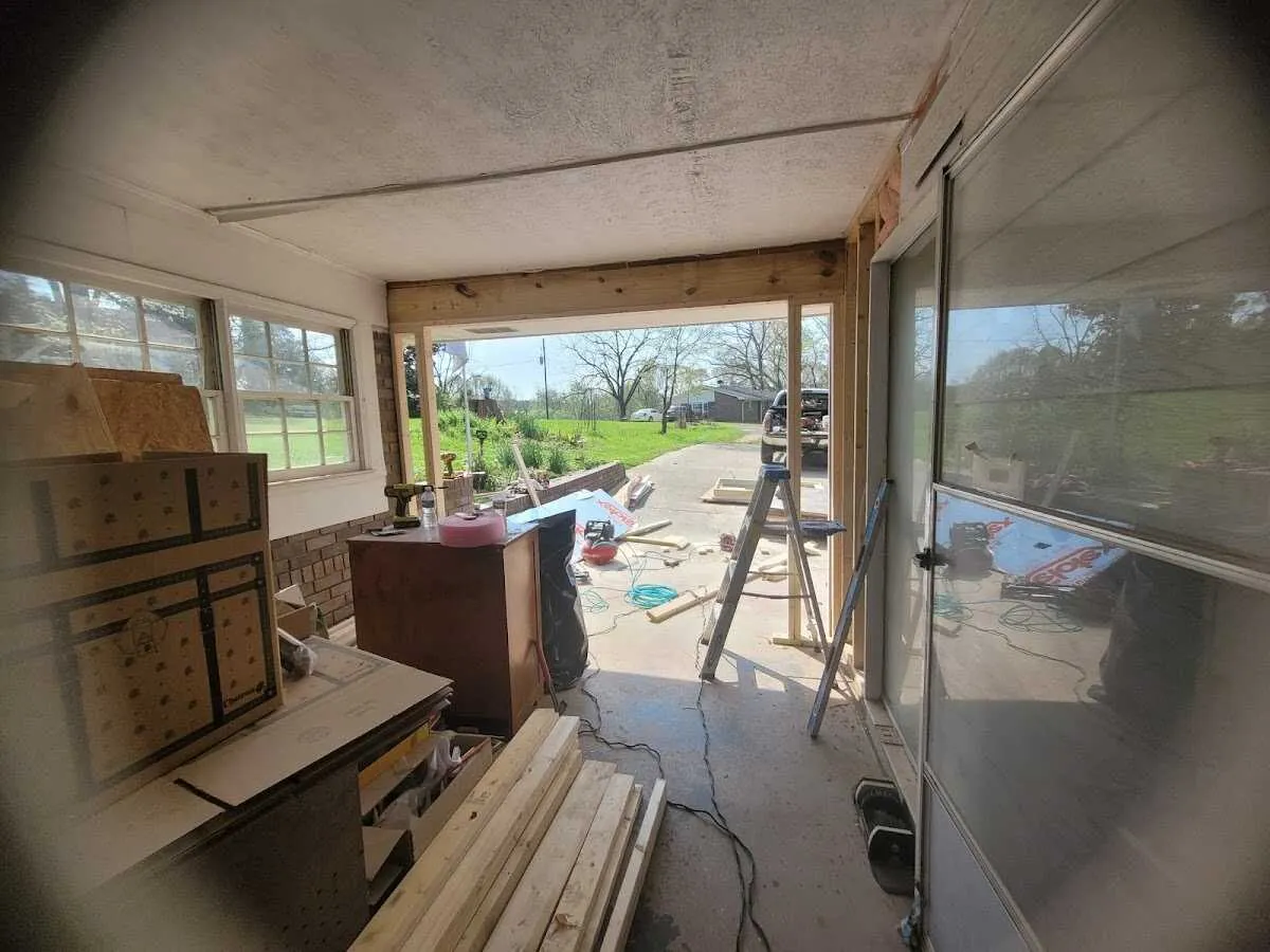 Air movers and dehumidifier for Drying & Dehumidification in Lawndale